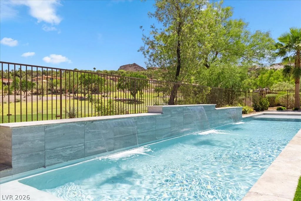 9 Rue Promenade, Henderson, NV 89011