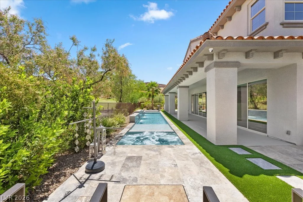 9 Rue Promenade, Henderson, NV 89011