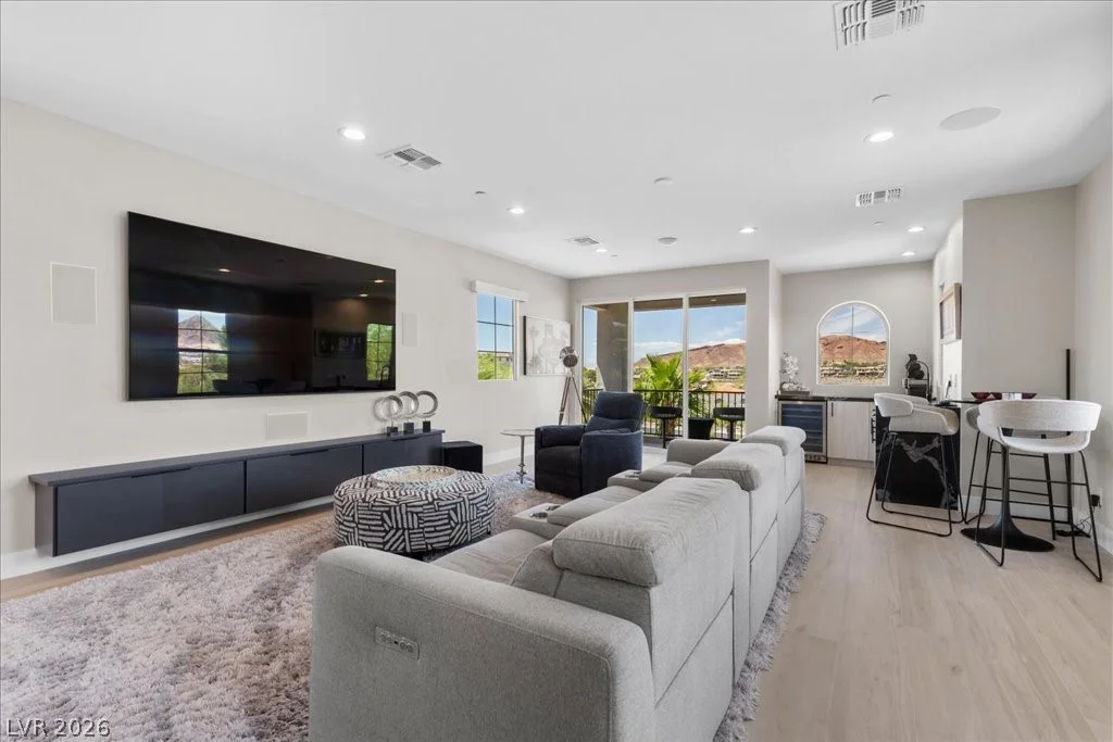 9 Rue Promenade, Henderson, NV 89011