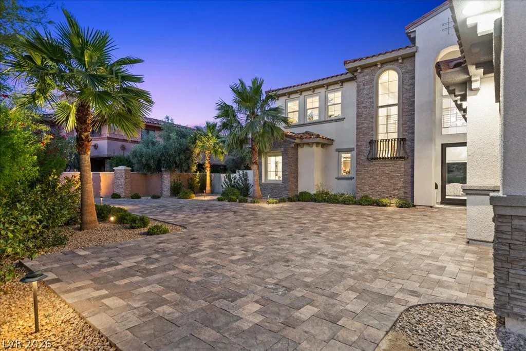 9 Rue Promenade, Henderson, NV 89011
