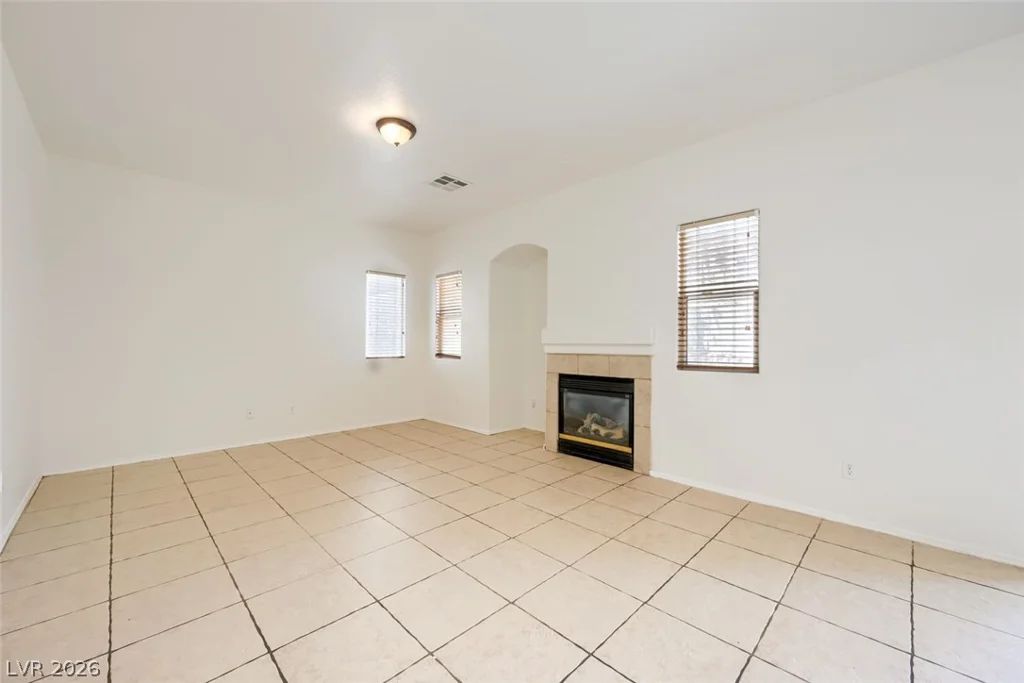 7643 Dove Canyon, Las Vegas, NV 89123