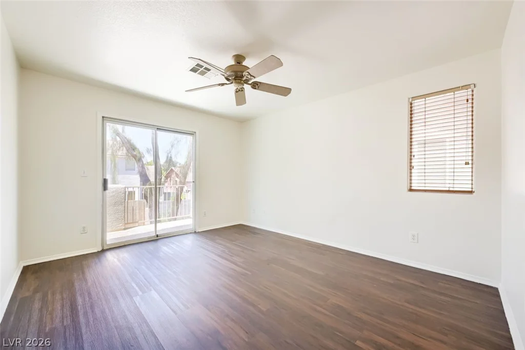 7643 Dove Canyon, Las Vegas, NV 89123