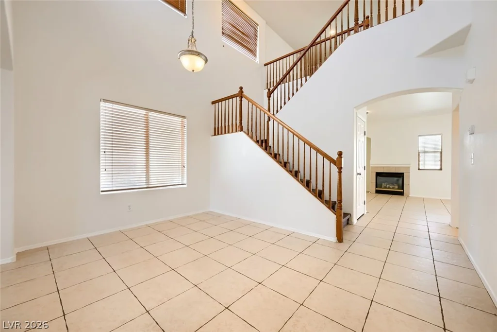 7643 Dove Canyon, Las Vegas, NV 89123