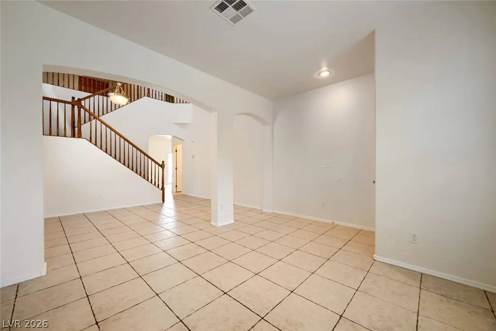 7643 Dove Canyon, Las Vegas, NV 89123