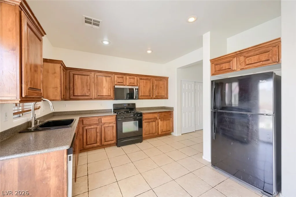 7643 Dove Canyon, Las Vegas, NV 89123