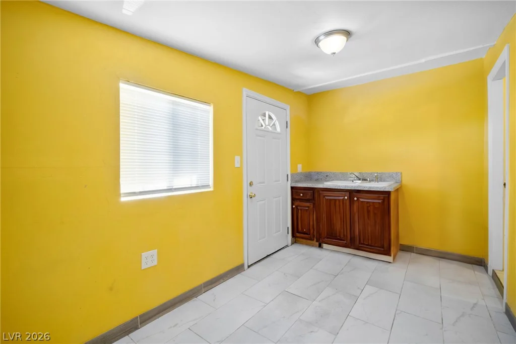 344 Mallard, Las Vegas, NV 89107