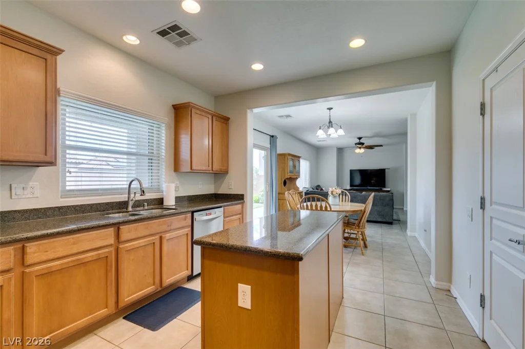 156 Jay Porter, Henderson, NV 89002