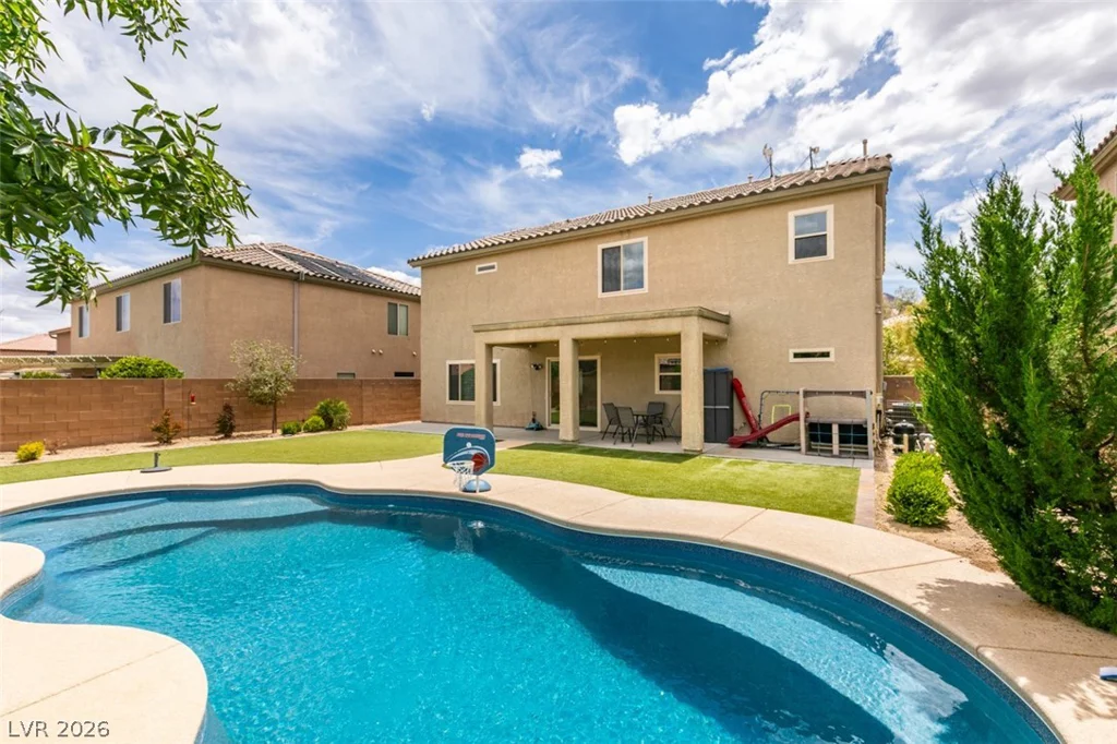 156 Jay Porter, Henderson, NV 89002