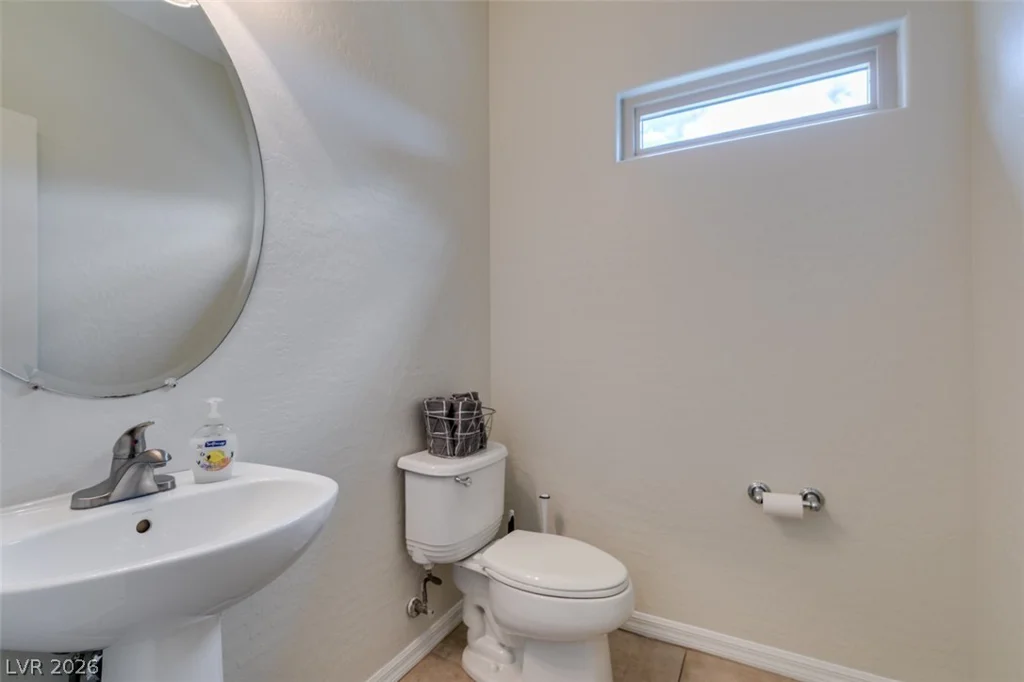 156 Jay Porter, Henderson, NV 89002