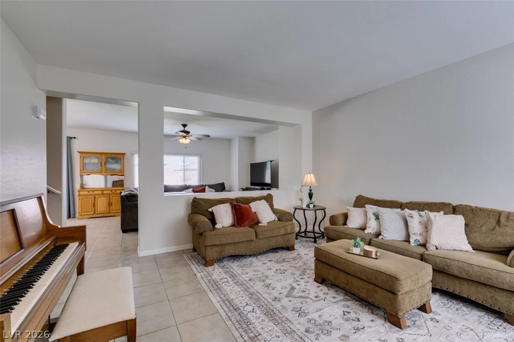 156 Jay Porter, Henderson, NV 89002