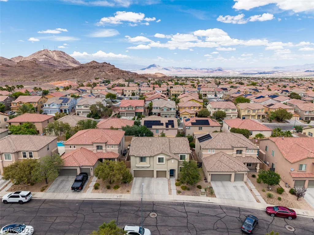 156 Jay Porter, Henderson, NV 89002