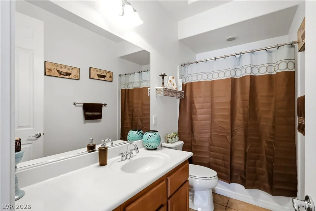 9152 Cowboy Inn, Las Vegas, NV 89178