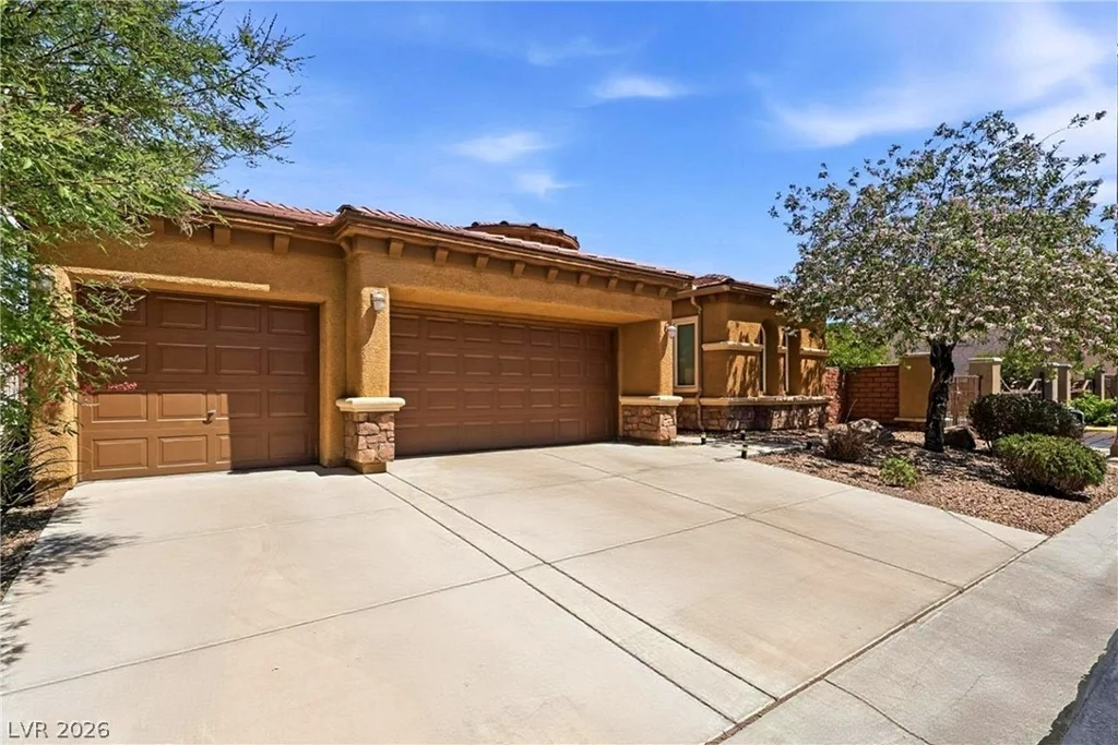 9152 Cowboy Inn, Las Vegas, NV 89178