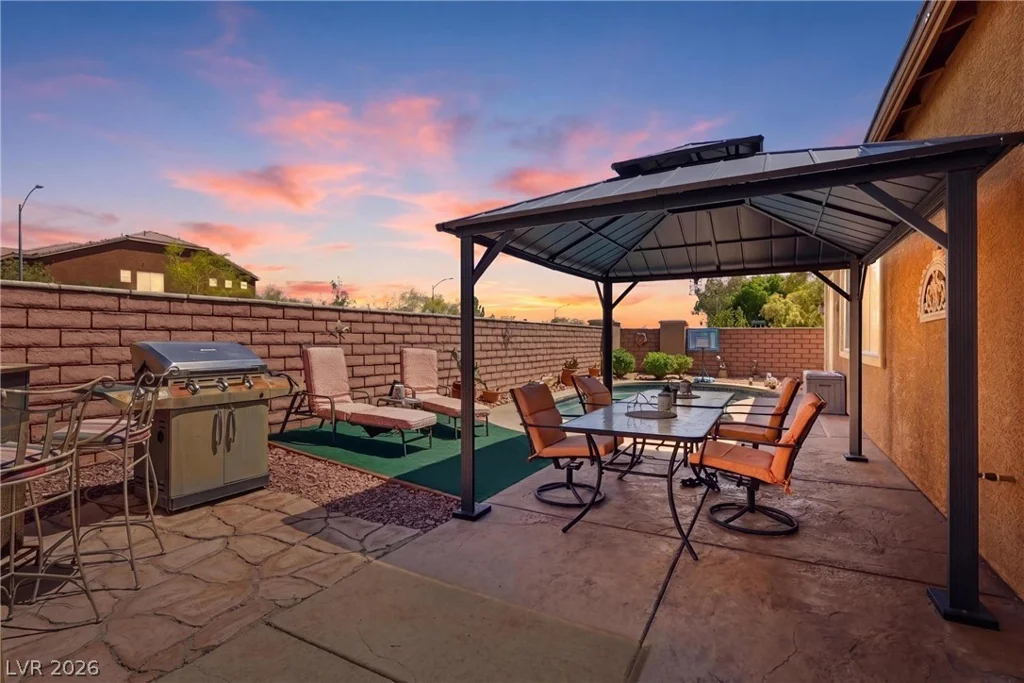9152 Cowboy Inn, Las Vegas, NV 89178