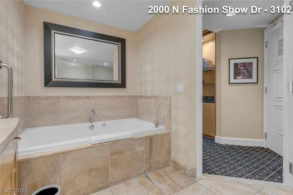 2000 Fashion Show, Las Vegas, NV 89109
