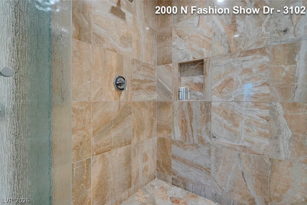 2000 Fashion Show, Las Vegas, NV 89109
