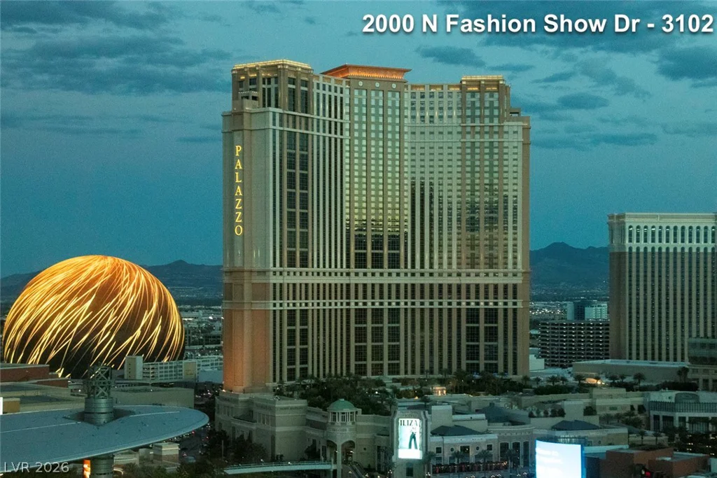2000 Fashion Show, Las Vegas, NV 89109