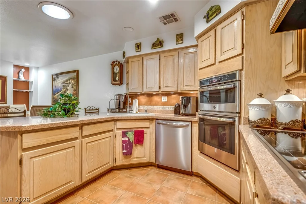 5320 Fieldstone, Las Vegas, NV 89107