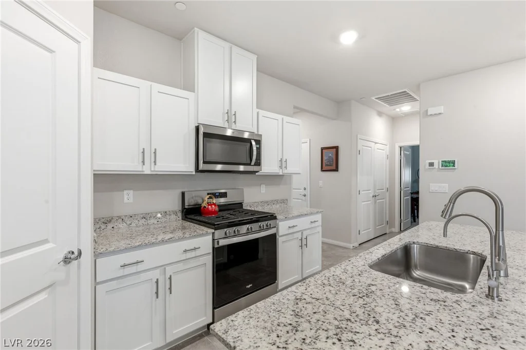 12755 Silver Satin, Henderson, NV 89044