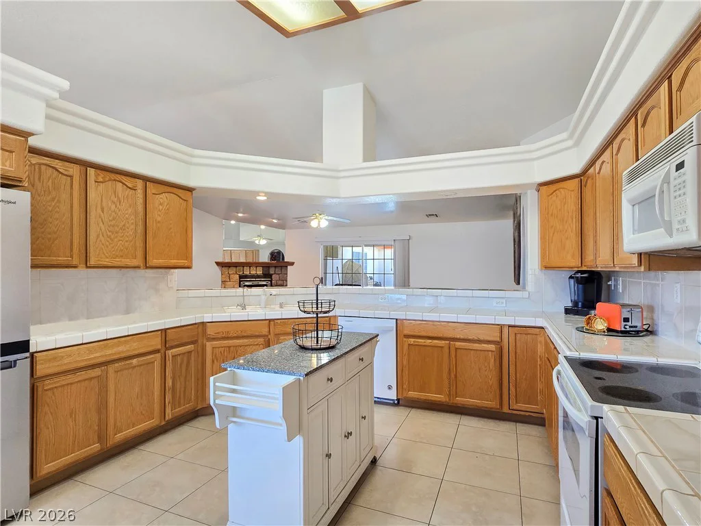 3080 Pahrump Valley, Pahrump, NV 89048