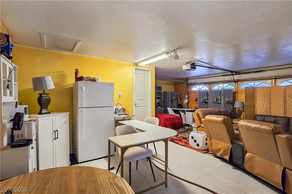 3080 Pahrump Valley, Pahrump, NV 89048