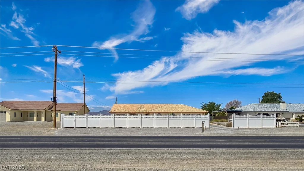 3080 Pahrump Valley, Pahrump, NV 89048