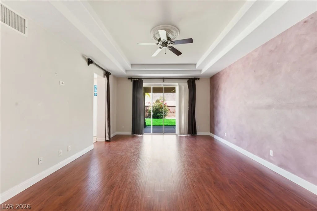 7064 New Moon, Las Vegas, NV 89110