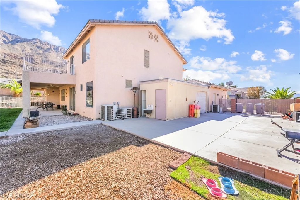 7064 New Moon, Las Vegas, NV 89110