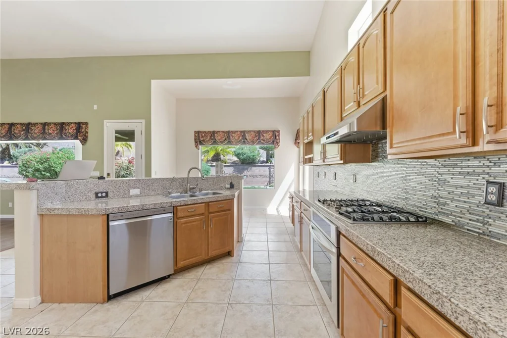 7064 New Moon, Las Vegas, NV 89110