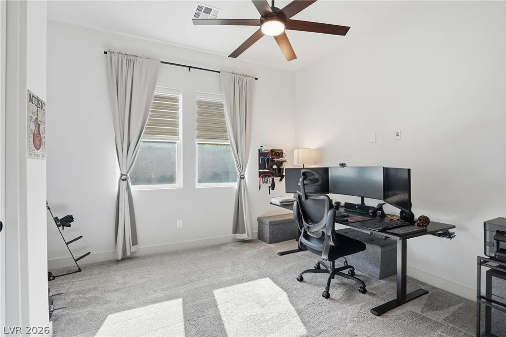 10125 Pleasant Knoll, Las Vegas, NV 89166
