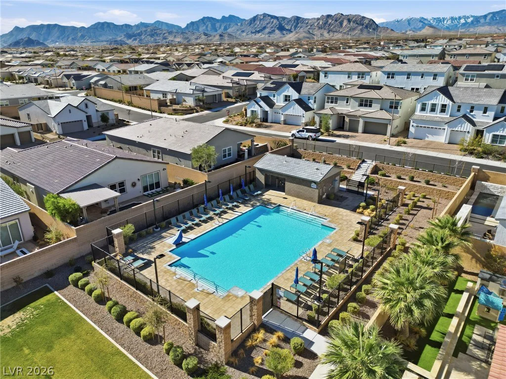 10125 Pleasant Knoll, Las Vegas, NV 89166