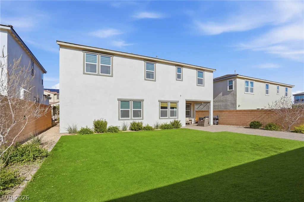 10125 Pleasant Knoll, Las Vegas, NV 89166