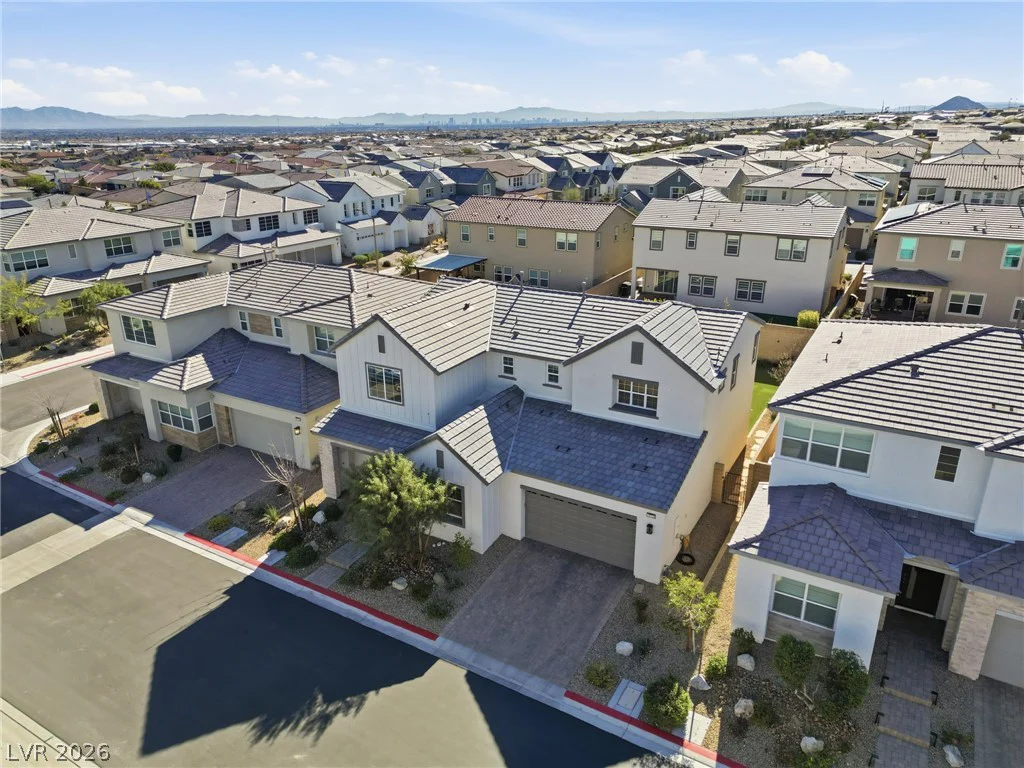 10125 Pleasant Knoll, Las Vegas, NV 89166