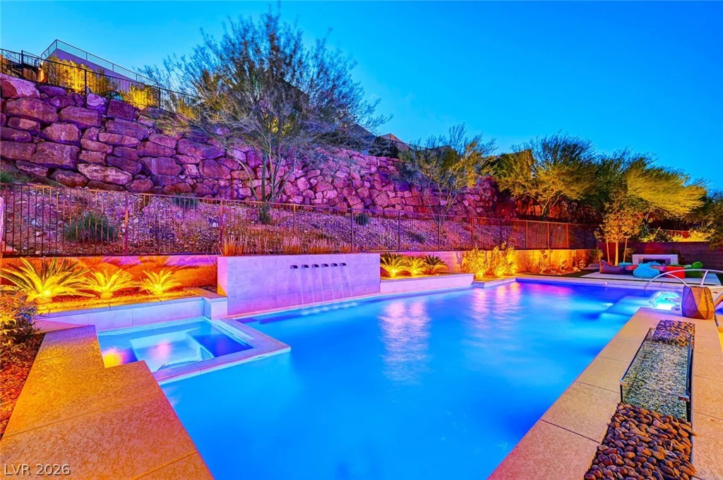 5 HIGHLAND COVE, Henderson, NV 89011