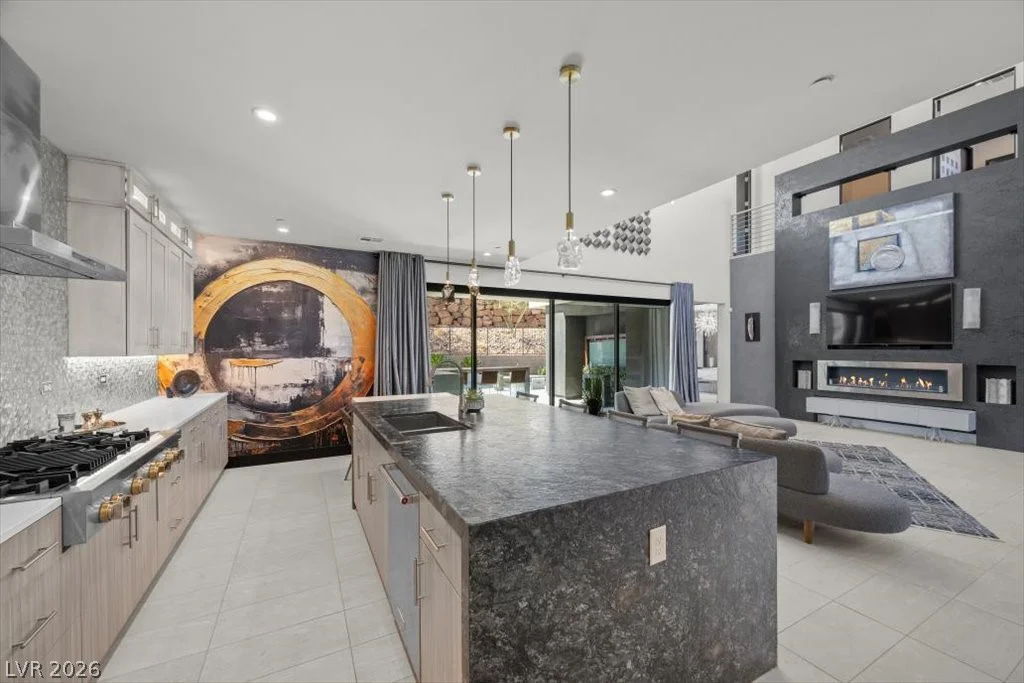 5 HIGHLAND COVE, Henderson, NV 89011