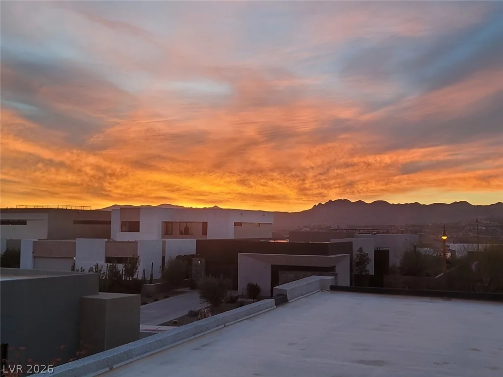 5 HIGHLAND COVE, Henderson, NV 89011