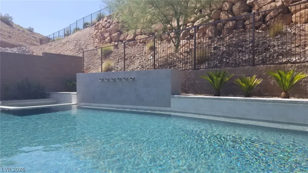 5 HIGHLAND COVE, Henderson, NV 89011