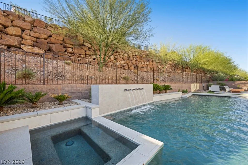 5 HIGHLAND COVE, Henderson, NV 89011
