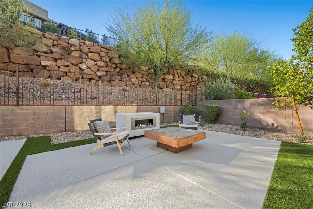 5 HIGHLAND COVE, Henderson, NV 89011