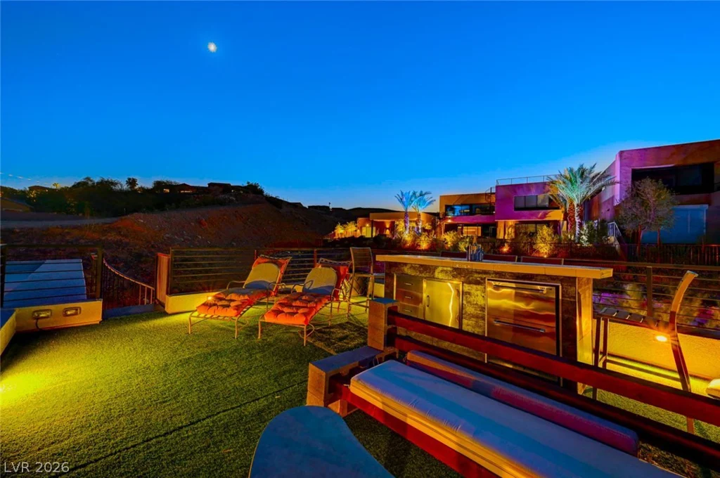5 HIGHLAND COVE, Henderson, NV 89011