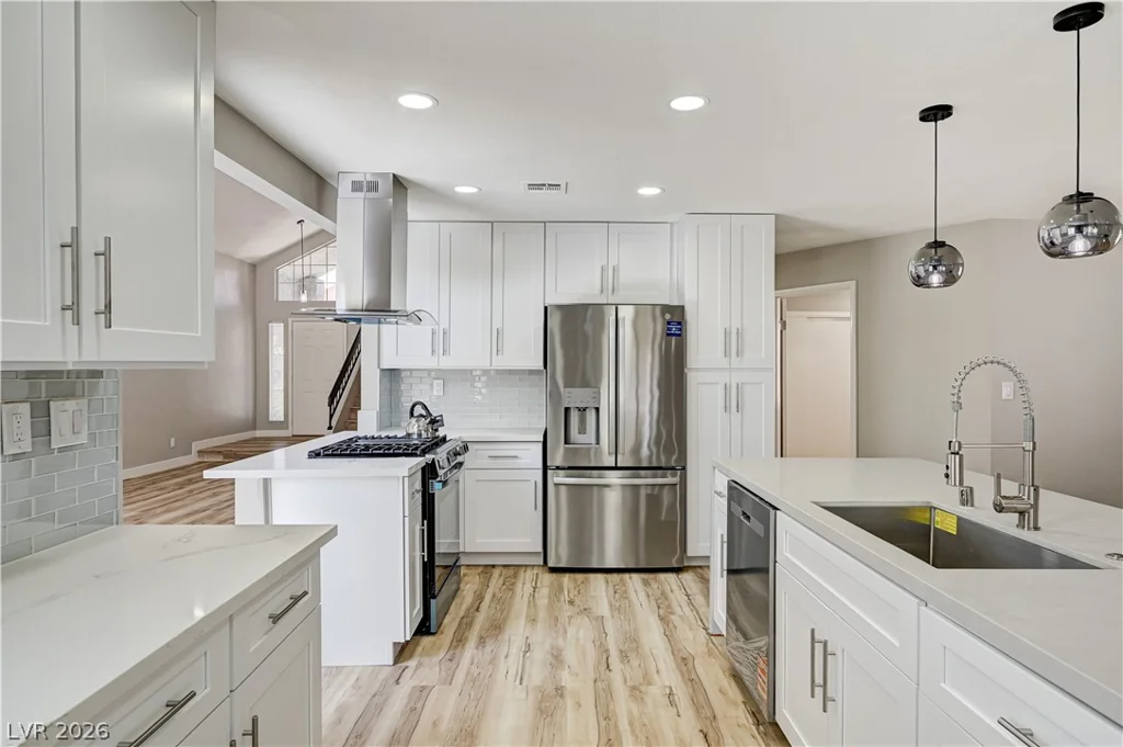 2720 Kennington, Las Vegas, NV 89117
