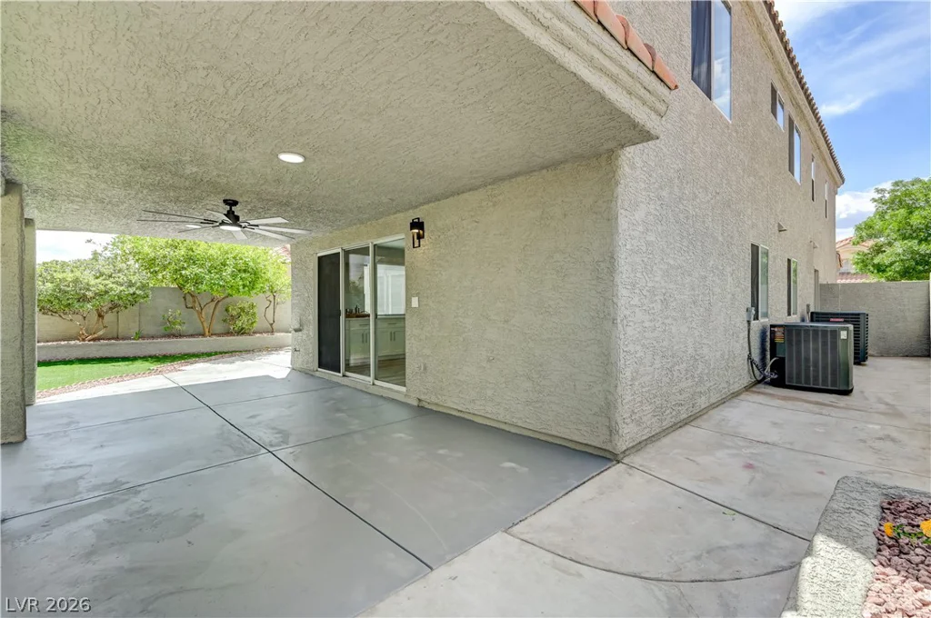2720 Kennington, Las Vegas, NV 89117