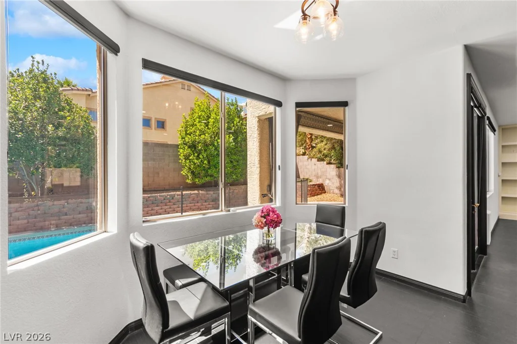 10425 Carmel Mountain, Las Vegas, NV 89144