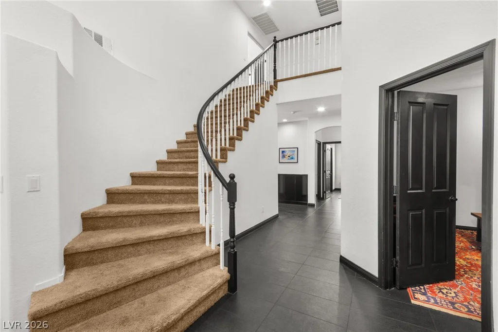 10425 Carmel Mountain, Las Vegas, NV 89144