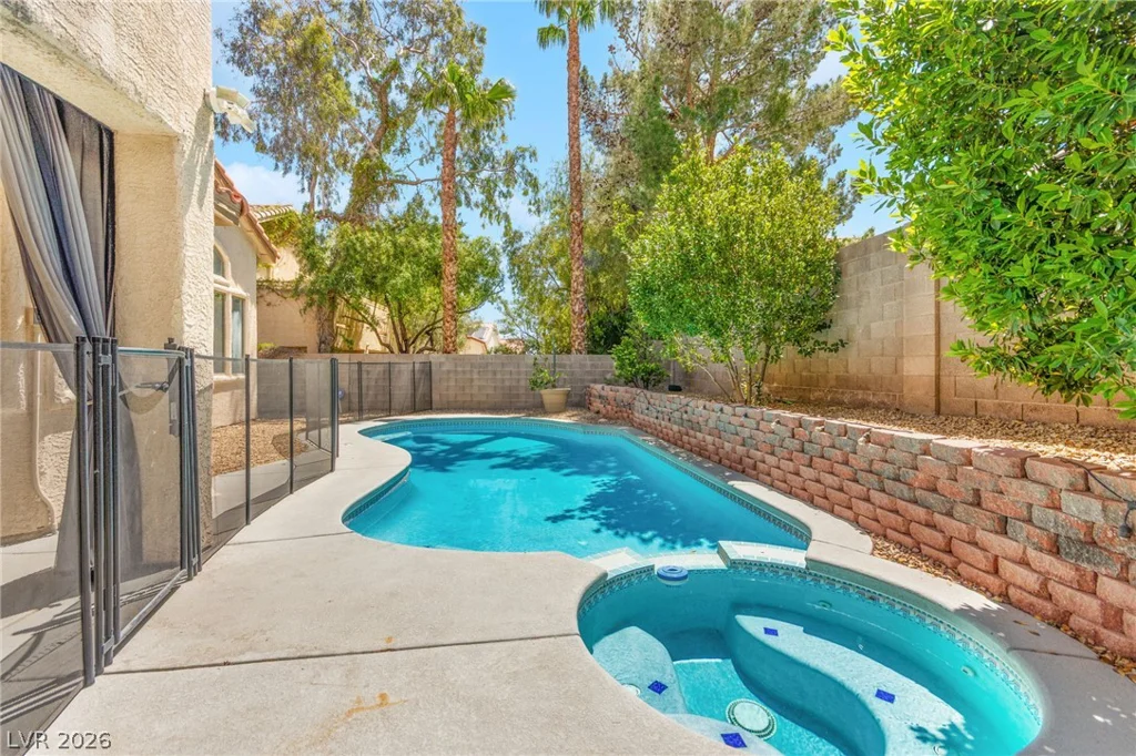 10425 Carmel Mountain, Las Vegas, NV 89144