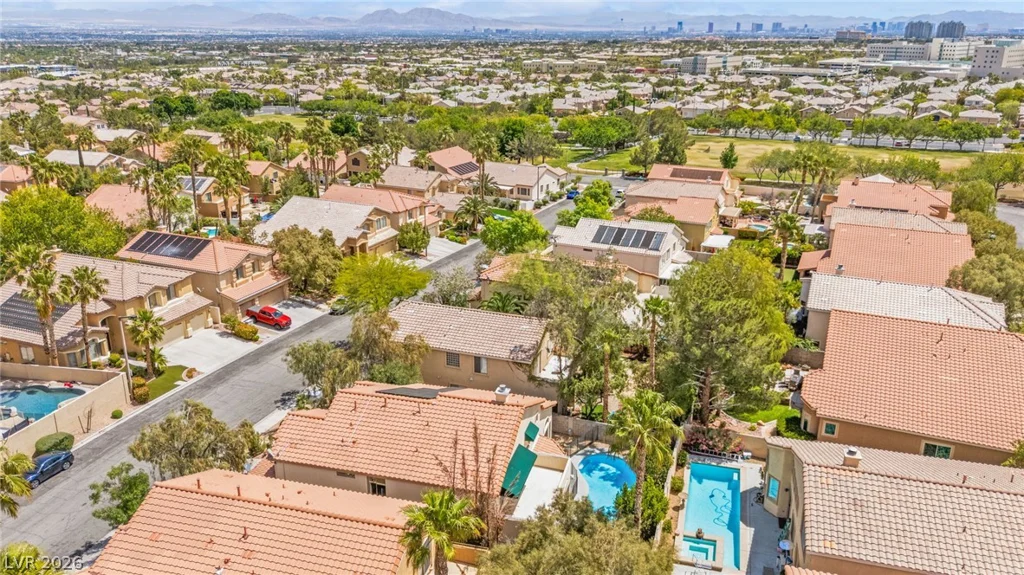 10425 Carmel Mountain, Las Vegas, NV 89144