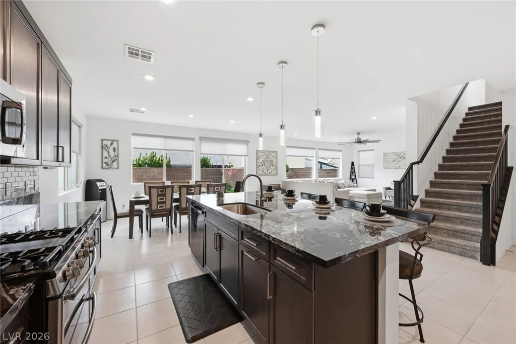 6934 Boulder View, North Las Vegas, NV 89084