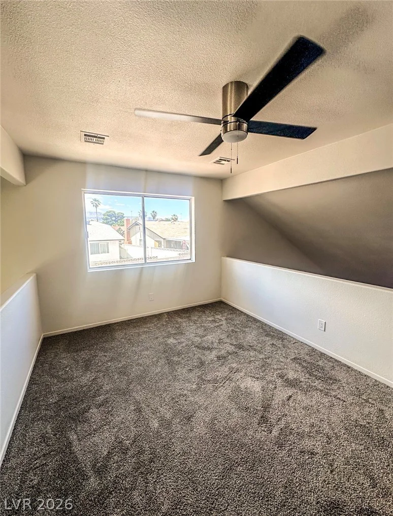 6705 Shallow Creek, Las Vegas, NV 89108