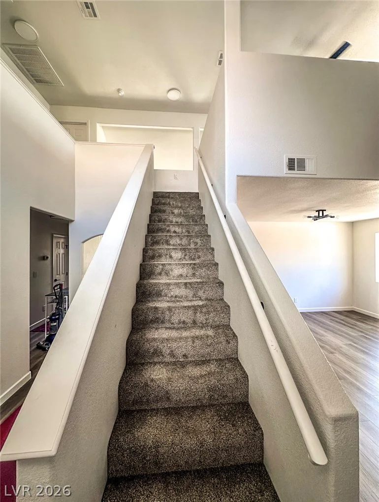 6705 Shallow Creek, Las Vegas, NV 89108