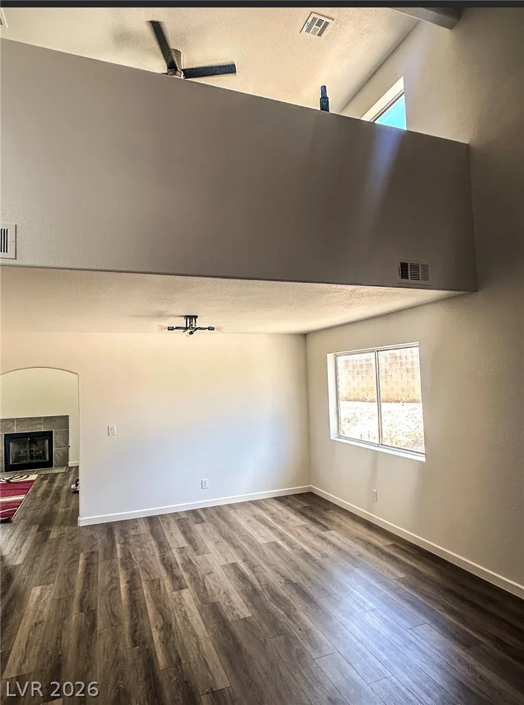 6705 Shallow Creek, Las Vegas, NV 89108